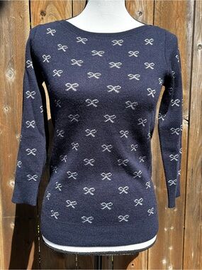 Ann Taylor Navy Blue Dark Coquette Bow Sweater Accepting Offers!